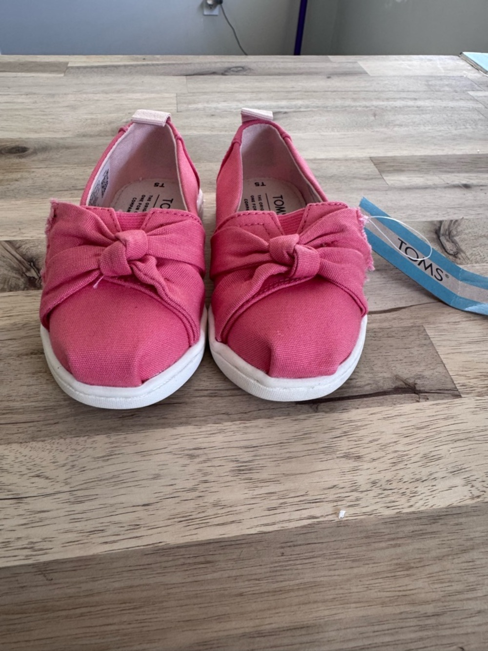 TOMS Kids Pink Knot Canvas Slip-On Sneakers